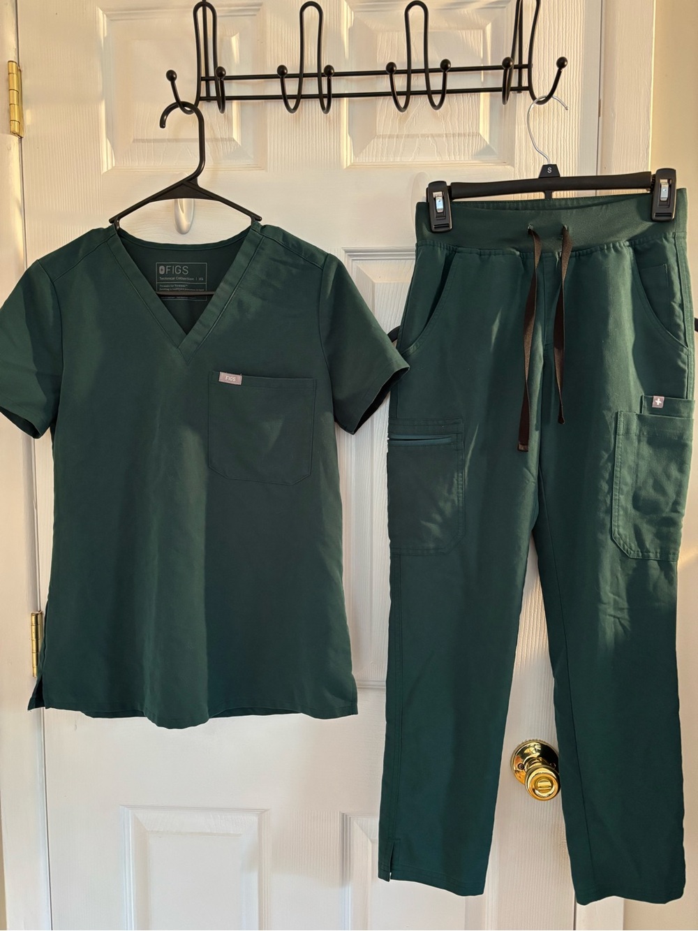 FIGS Women's Dark Forest Green Scrub Top and Jogger Pants